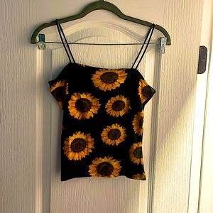 Nice tank/summer top. Worn 3-4 times. Nice quality.